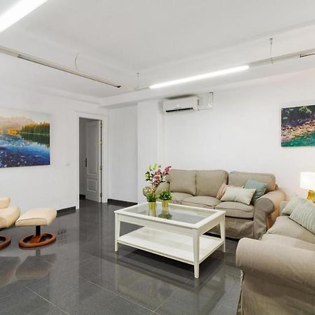 Apartmán Amplio Piso En Atarazanas Màlaga Exteriér fotografie