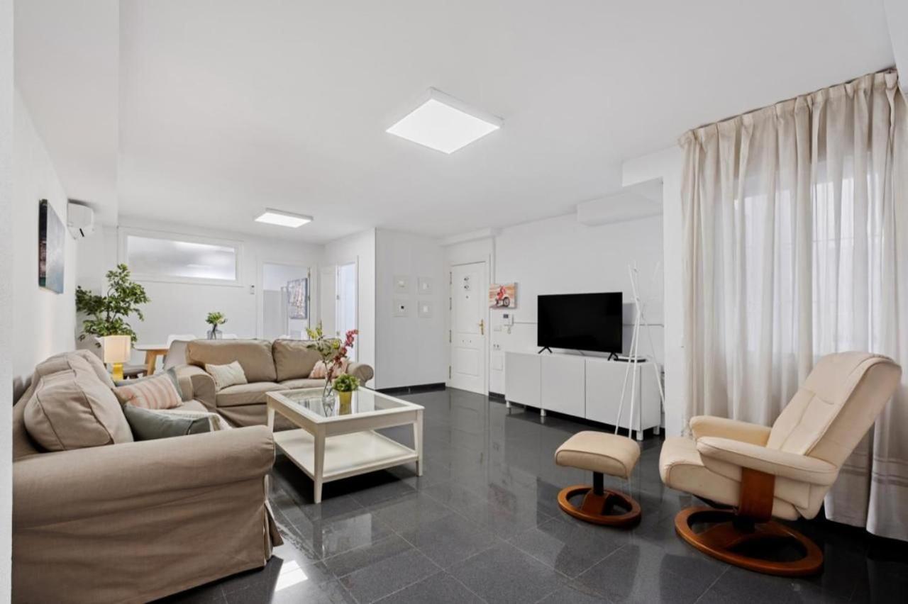 Apartmán Amplio Piso En Atarazanas Màlaga Exteriér fotografie