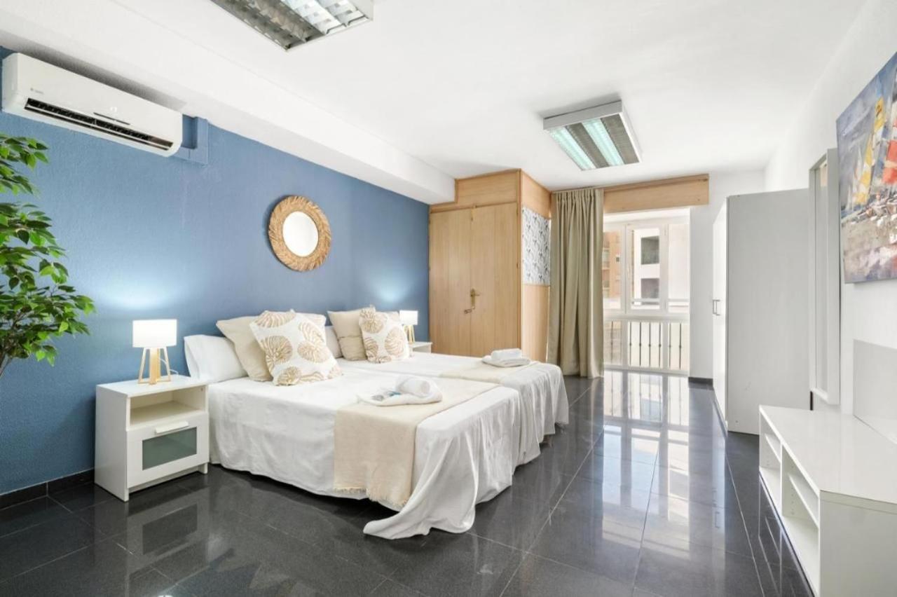 Apartmán Amplio Piso En Atarazanas Màlaga Exteriér fotografie