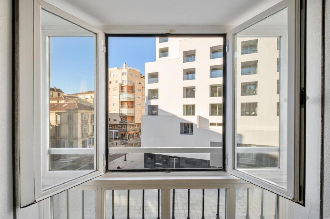Apartmán Amplio Piso En Atarazanas Màlaga Exteriér fotografie