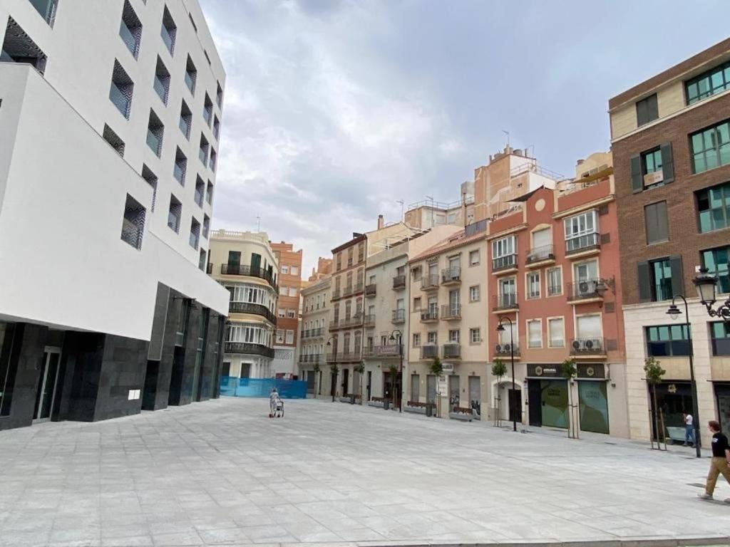 Apartmán Amplio Piso En Atarazanas Màlaga Exteriér fotografie